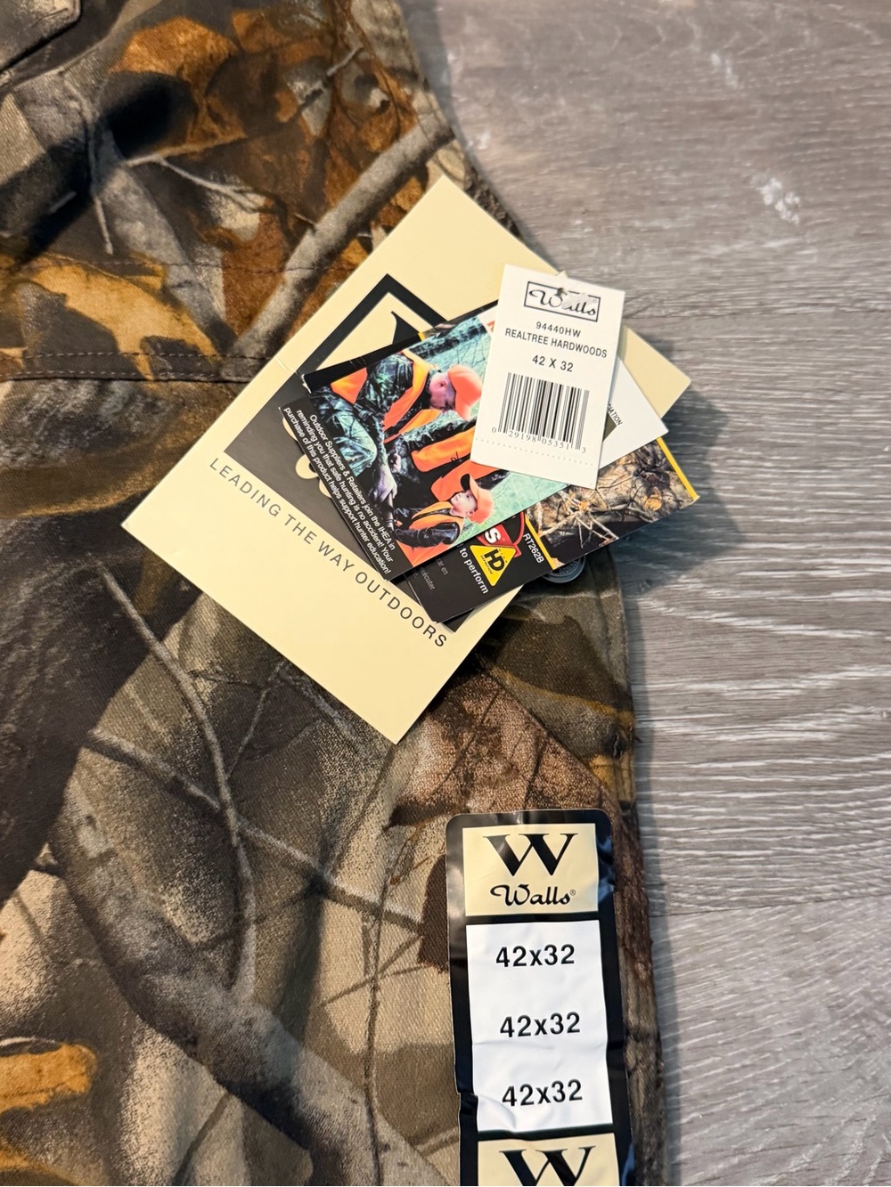 Walls Realtree Hardwoods Camo Bib Overalls Mens Hunting Workwear 42x32 - Picture 4 of 10